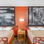 Super 8 By Wyndham Waynesburg